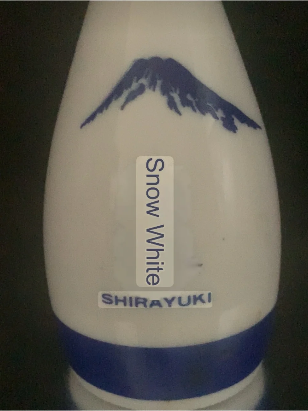 Vintage Pre Owned Shirayuki Sake Bottle Pitcher Blue White Mountain Scene Japan